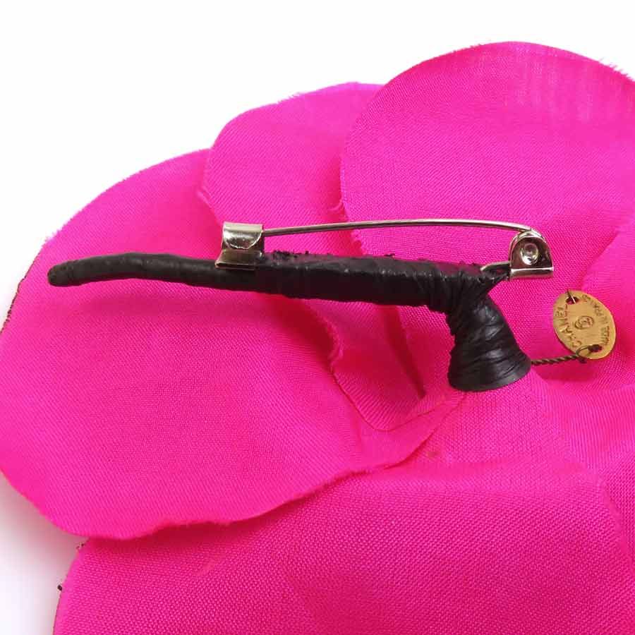 Chanel Corsage Brooch Camellia — view 5