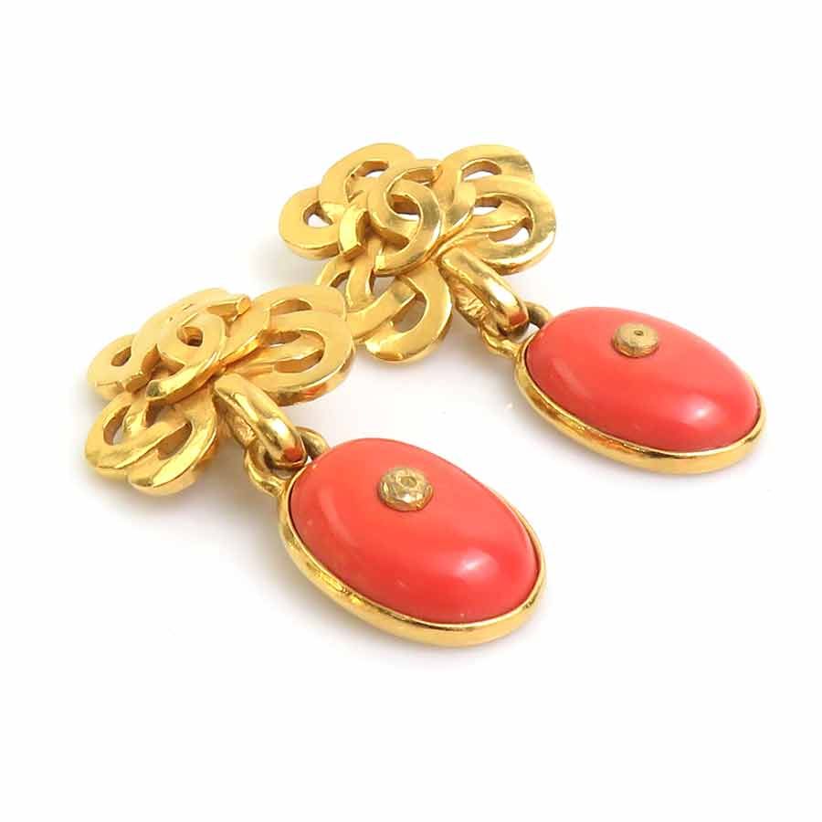 Chanel Earrings CC Logo — view 4