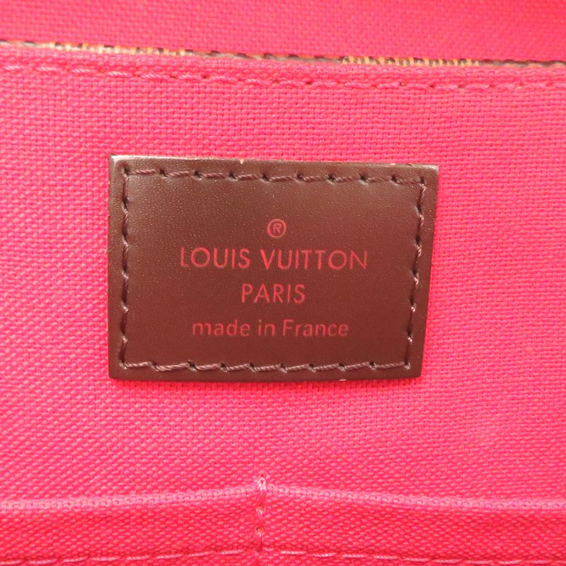 Louis Vuitton Shoulder Bag — view 7