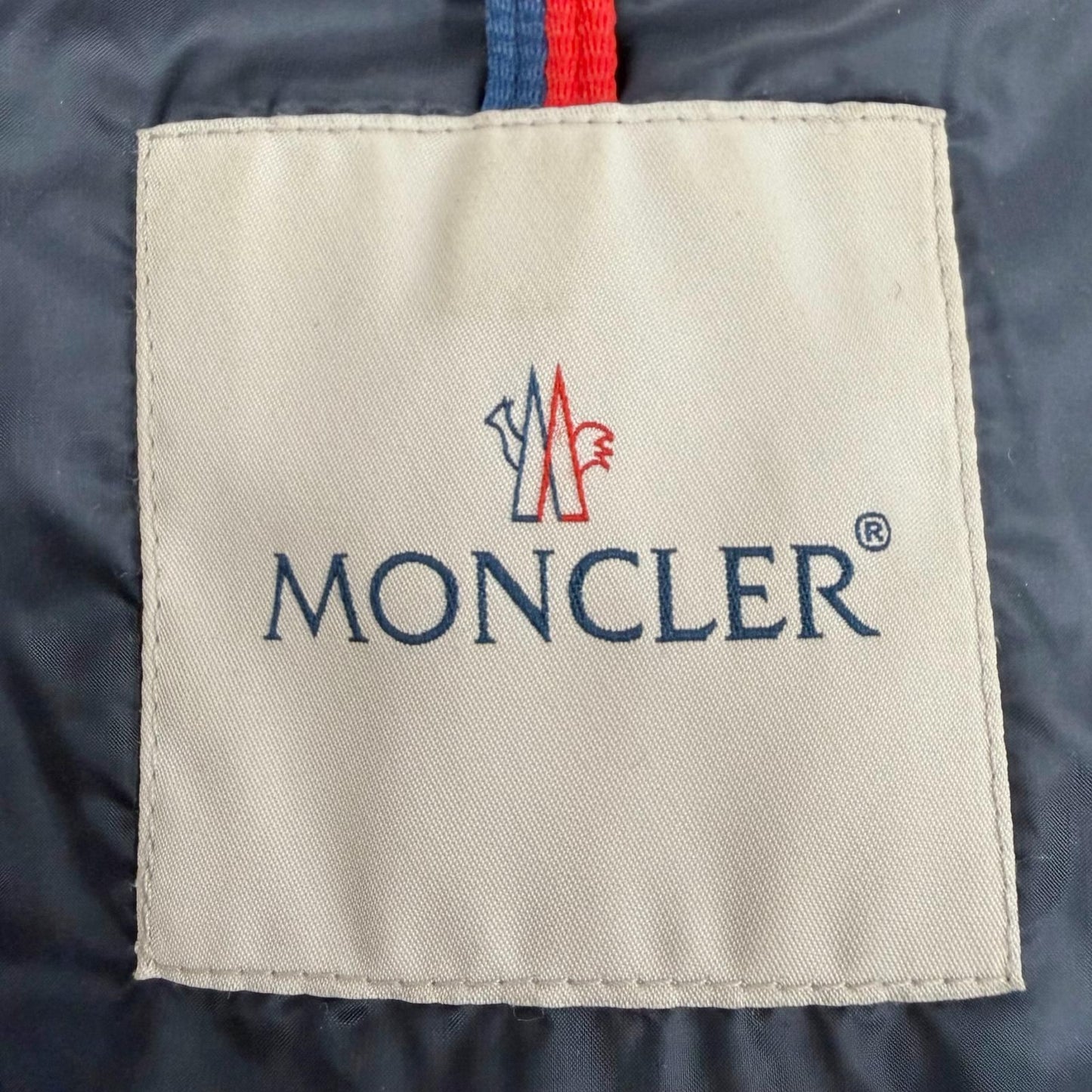 Moncler Hermine Logo Patch Hooded Double Zip Down Jacket Coat Navy 00 — view 8