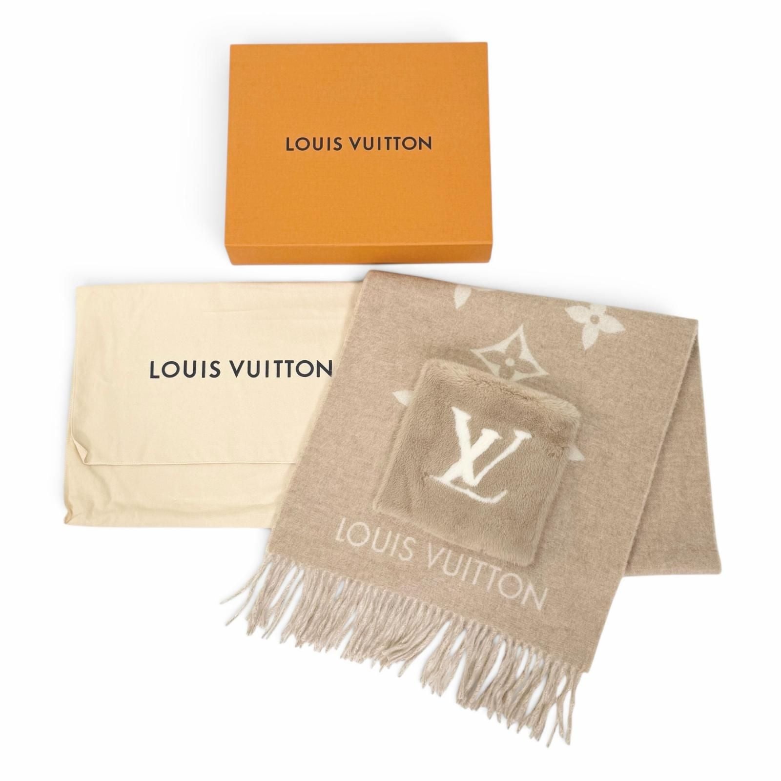 Louis Vuitton Echarpe Cold Reykjavik Cashmere Mink Scarf Beige — view 2