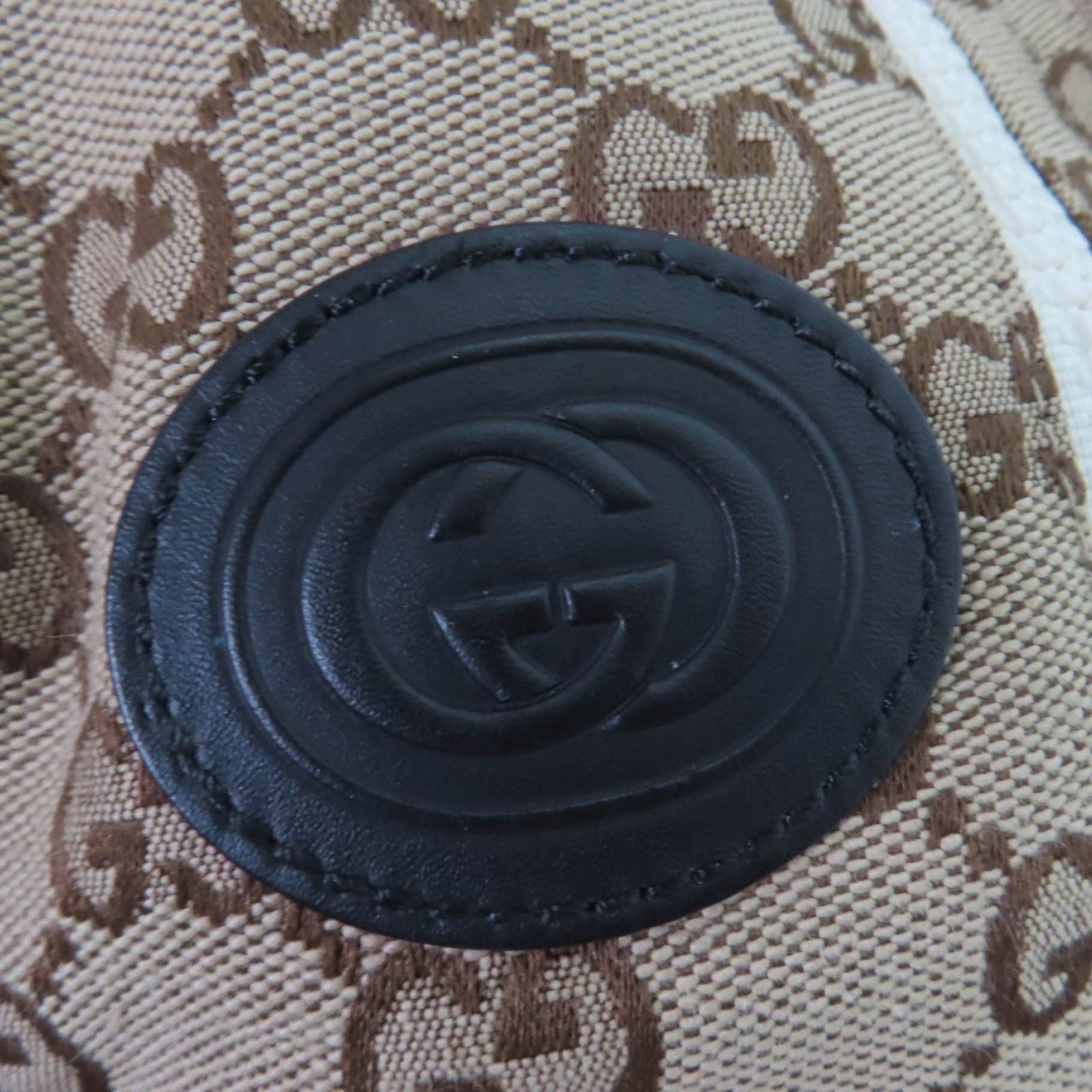 Gucci GG Leather Patch Cotton Down Jacket Brown 36 — view 6