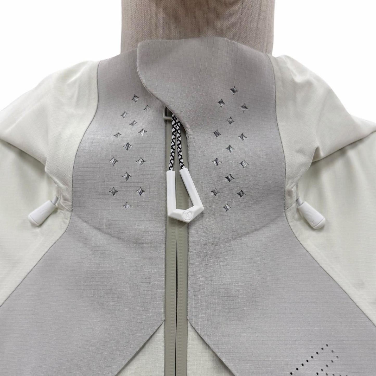 Louis Vuitton Sporty Cut Out Hoodie Back Monogram Jacket Ivory 38 Garment Hanger — view 4