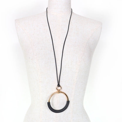 Hermes Loop Grand Pendant Leather Necklace Black Gold — view 4