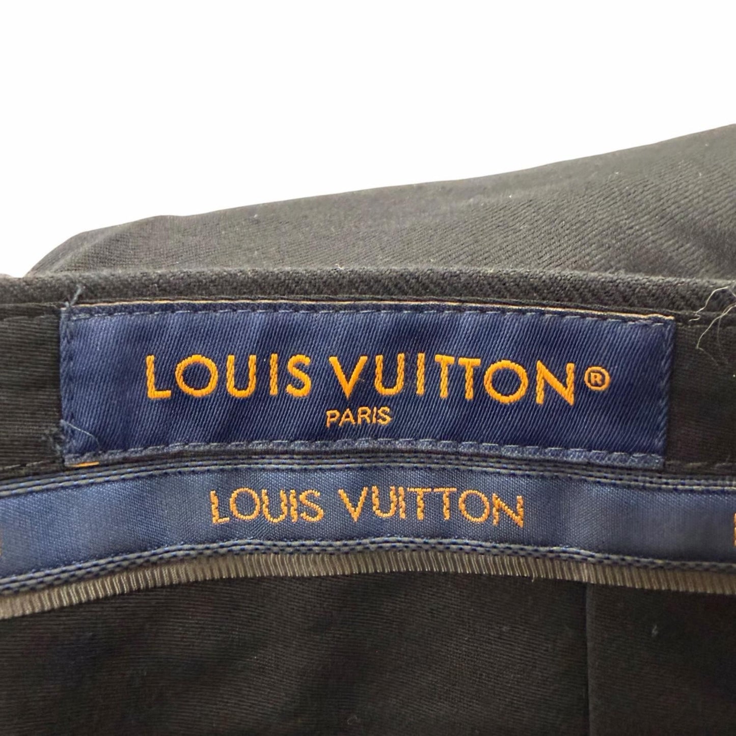 Louis Vuitton Wool Cashmere LV Logo Embroidery Pleated Trousers Pants Black 48 — view 6