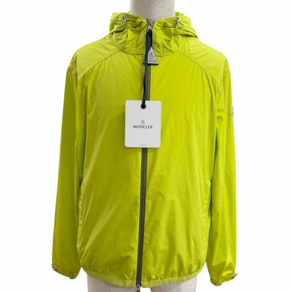 Moncler Clapier Giubbotto Logo Patch Windbreaker Jacket Lime Green
