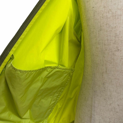 Moncler Clapier Giubbotto Logo Patch Windbreaker Jacket Lime Green — view 5
