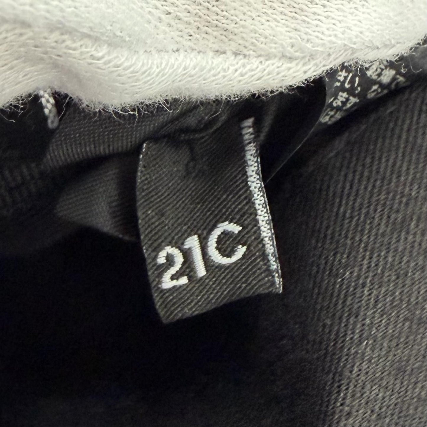 Chanel 21c CC Logo Pile Bucket Hat Blue M Recommended — view 9