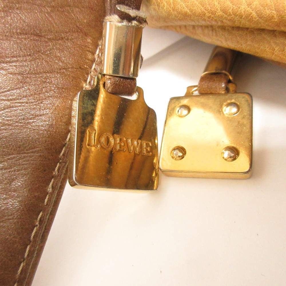 Loewe Anagram Shoulder Bag Crossbody Square Leather Beige — view 6