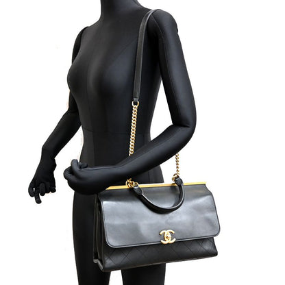 Chanel Shoulder Bag Black — view 9