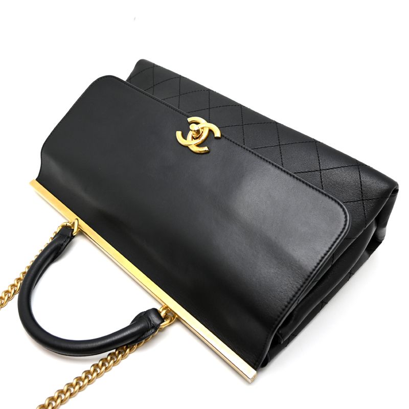 Chanel Shoulder Bag Black — view 3