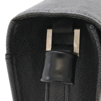Louis Vuitton Taiga Selenga Clutch Leather Ardoise Black — view 4