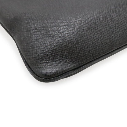 Louis Vuitton Taiga Sasha Shoulder Bag Crossbody Depth Leather Ardoise Black — view 3
