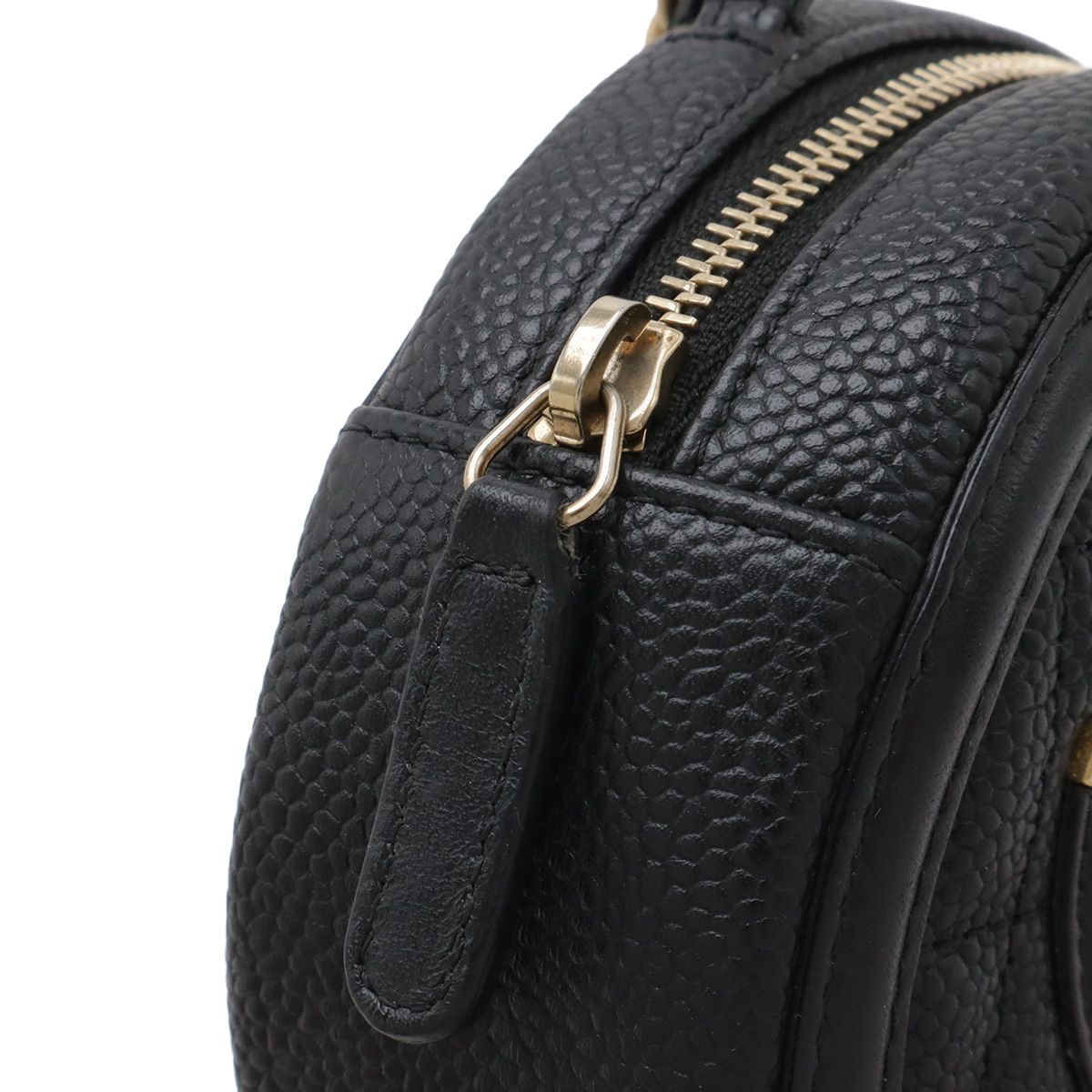 Chanel CC Filigree CC Logo Round Chain Shoulder Bag Pochette Caviar Leather — view 5