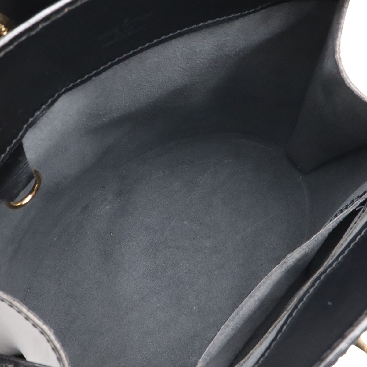 Louis Vuitton Epi Cluny Shoulder Bag Leather Noir Black — view 6