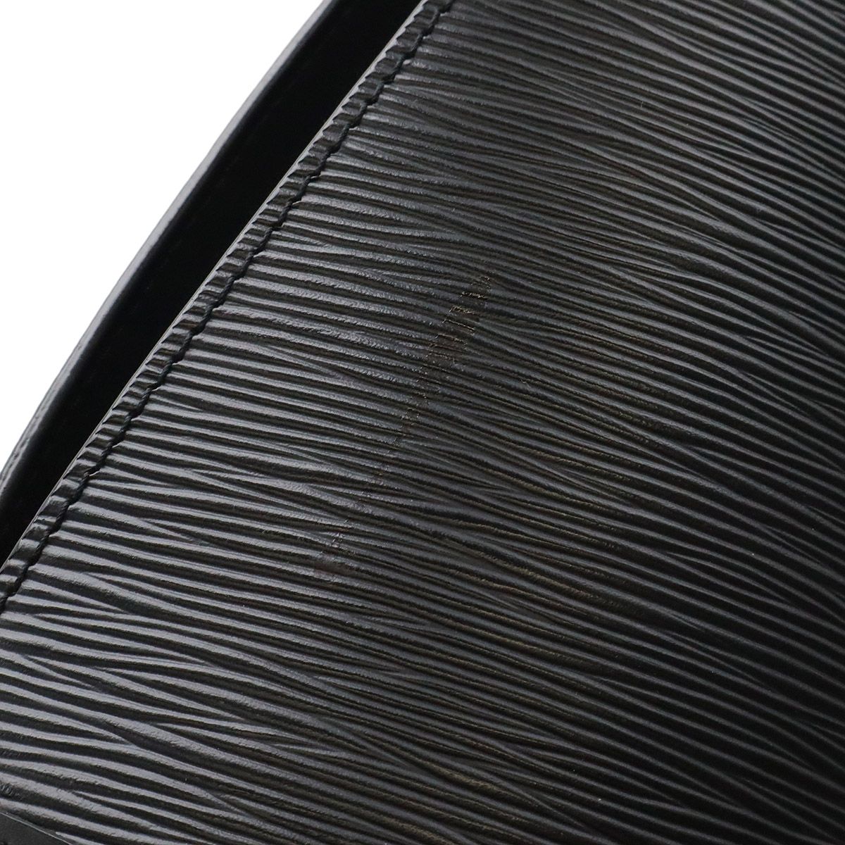 Louis Vuitton Epi Cluny Shoulder Bag Leather Noir Black — view 4