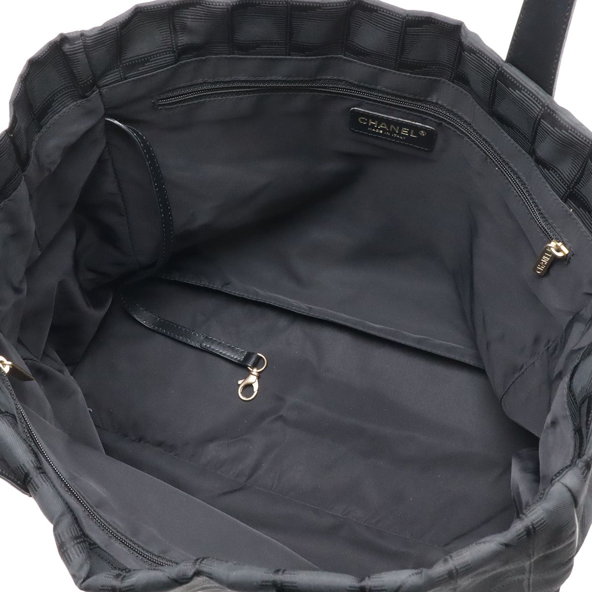 Chanel New Travel Line Tote MM Shoulder Bag Nylon Jacquard Lame Black — view 5