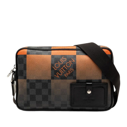 Louis Vuitton Damier Graphite Giant Alpha Messenger Crossbody Shoulder Bag