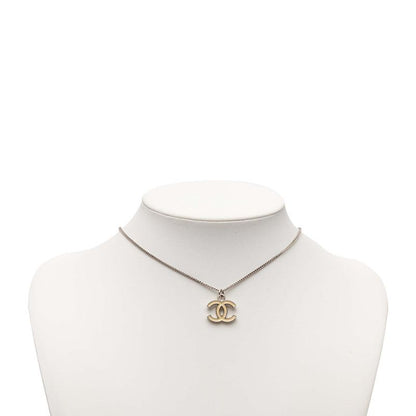 Chanel CC Logo Chain Pendant Necklace Silver Beige Metal — view 6