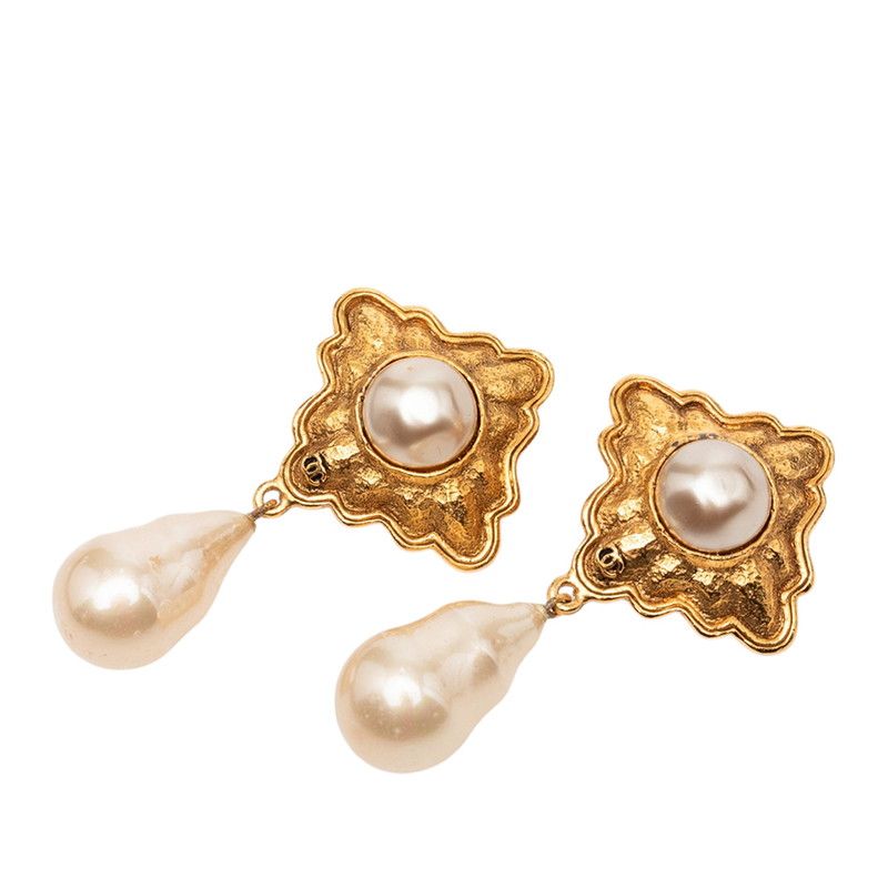 Chanel CC Logo Vintage Diamond Swing Earrings Gold White Plated Faux Pearl