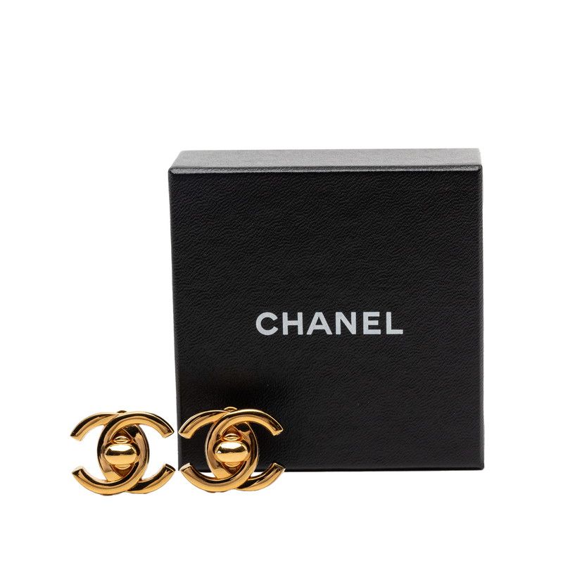 Chanel CC Logo Turnlock Vintage Earrings Gold Plated — view 4