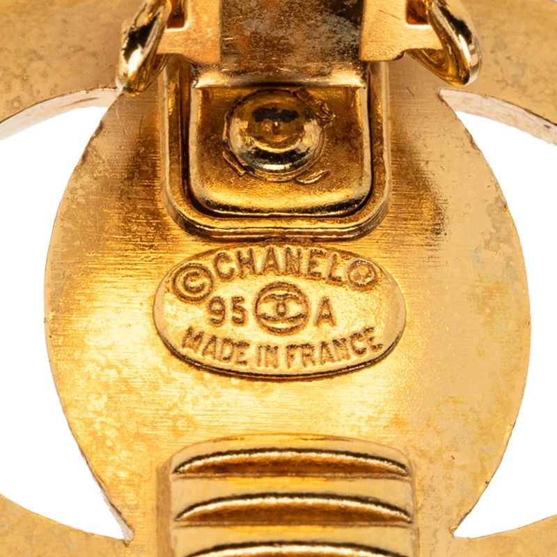 Chanel CC Logo Turnlock Vintage Earrings Gold Plated — view 3