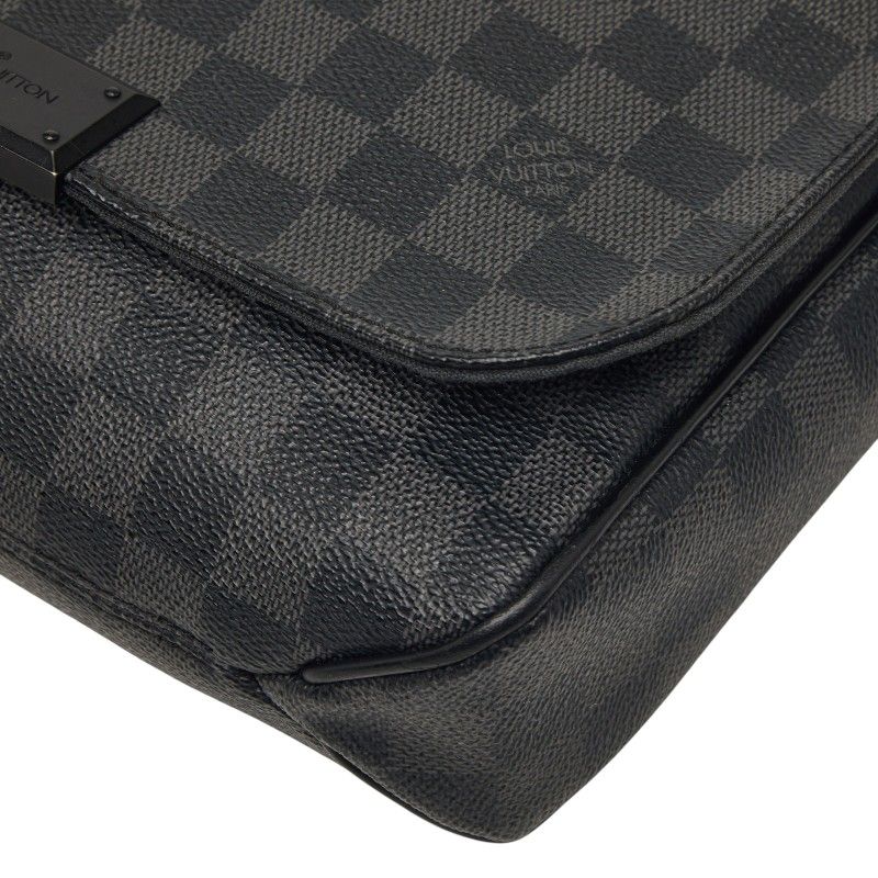 Louis Vuitton Damier Graphite District PM Crossbody Shoulder Bag Black Leather — view 5