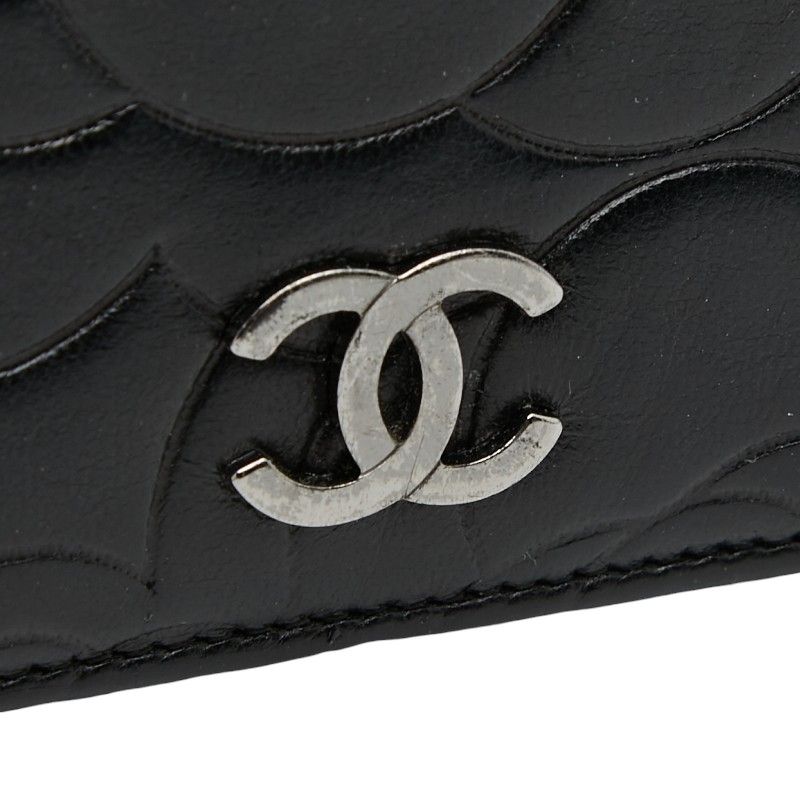 Chanel CC Logo Camellia Wallet Black Lambskin — view 8