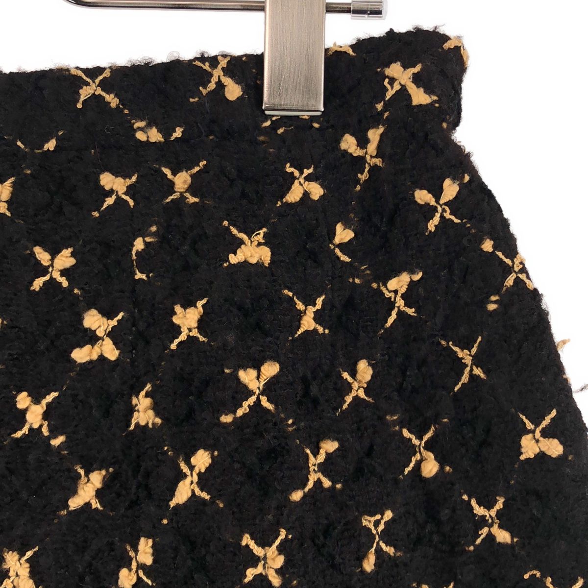 Chanel Tweed Suit Pearl Button Collarless Jacket Skirt Brown — view 6
