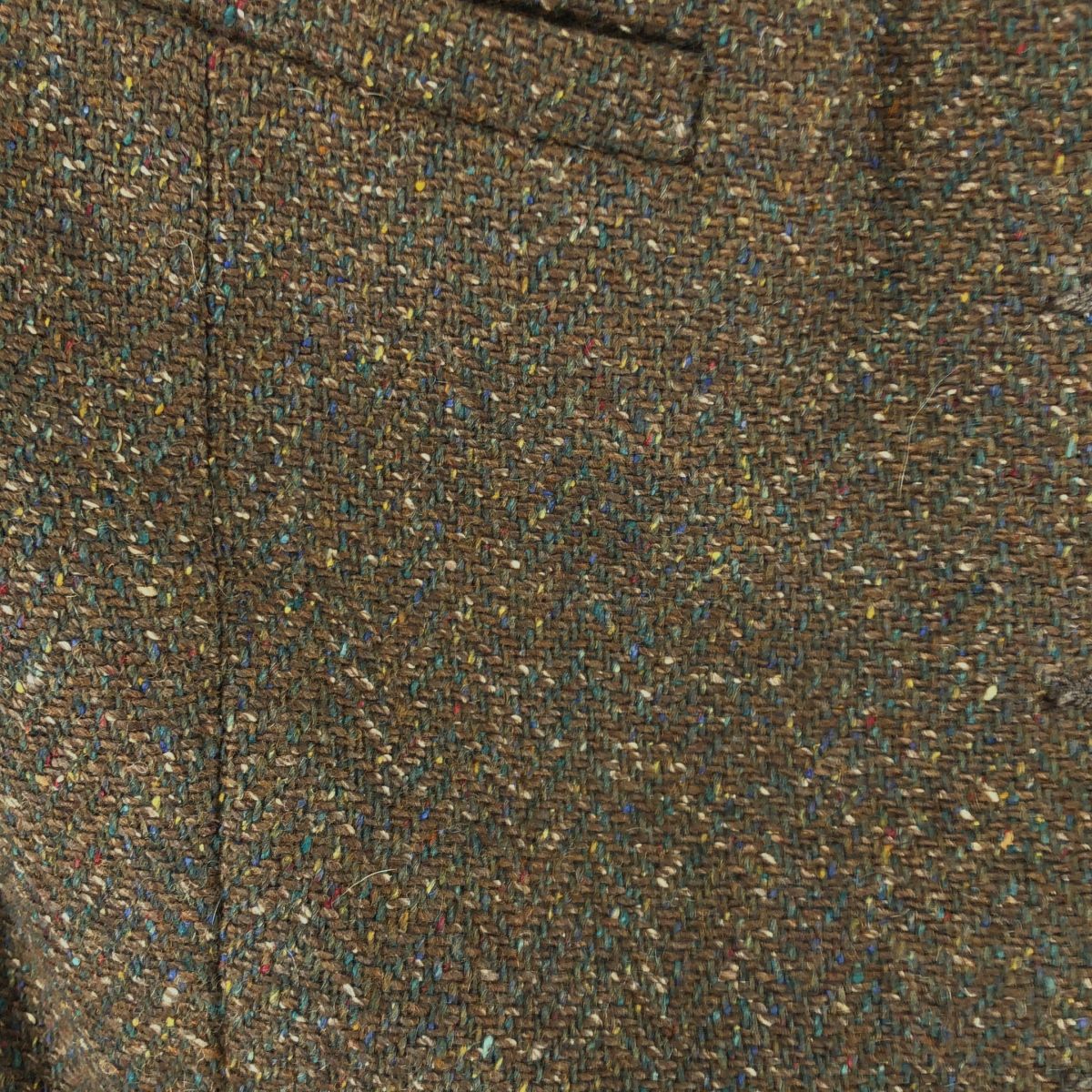 Chanel Tweed CC Logo Gold Button Gilet Vest Fully Lined Brown — view 9