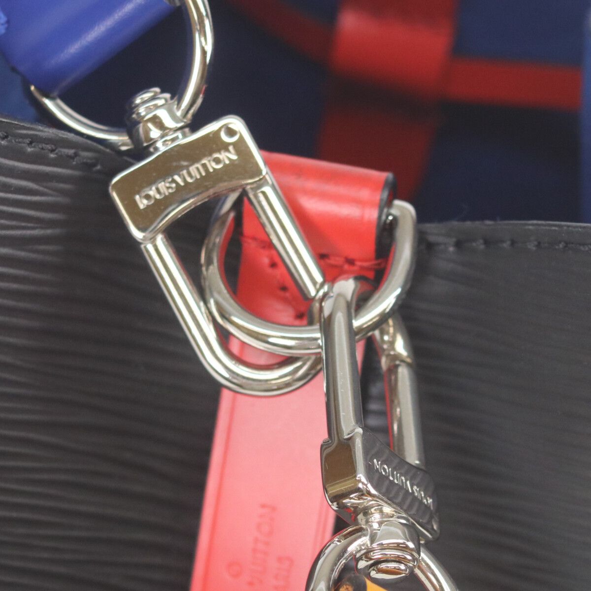 Louis Vuitton Epi Noir Saffron Neo Noe Bucket Bag — view 6
