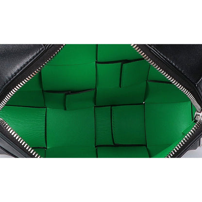 Bottega Veneta Black Green Leather Intrecciato Cassette Camera Bag — view 6