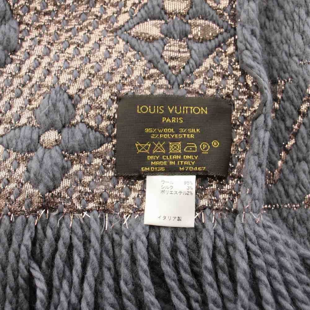 Louis Vuitton Echarpe Logo Mania Shine Scarf Fringe Monogram Silk Blend Gray — view 4