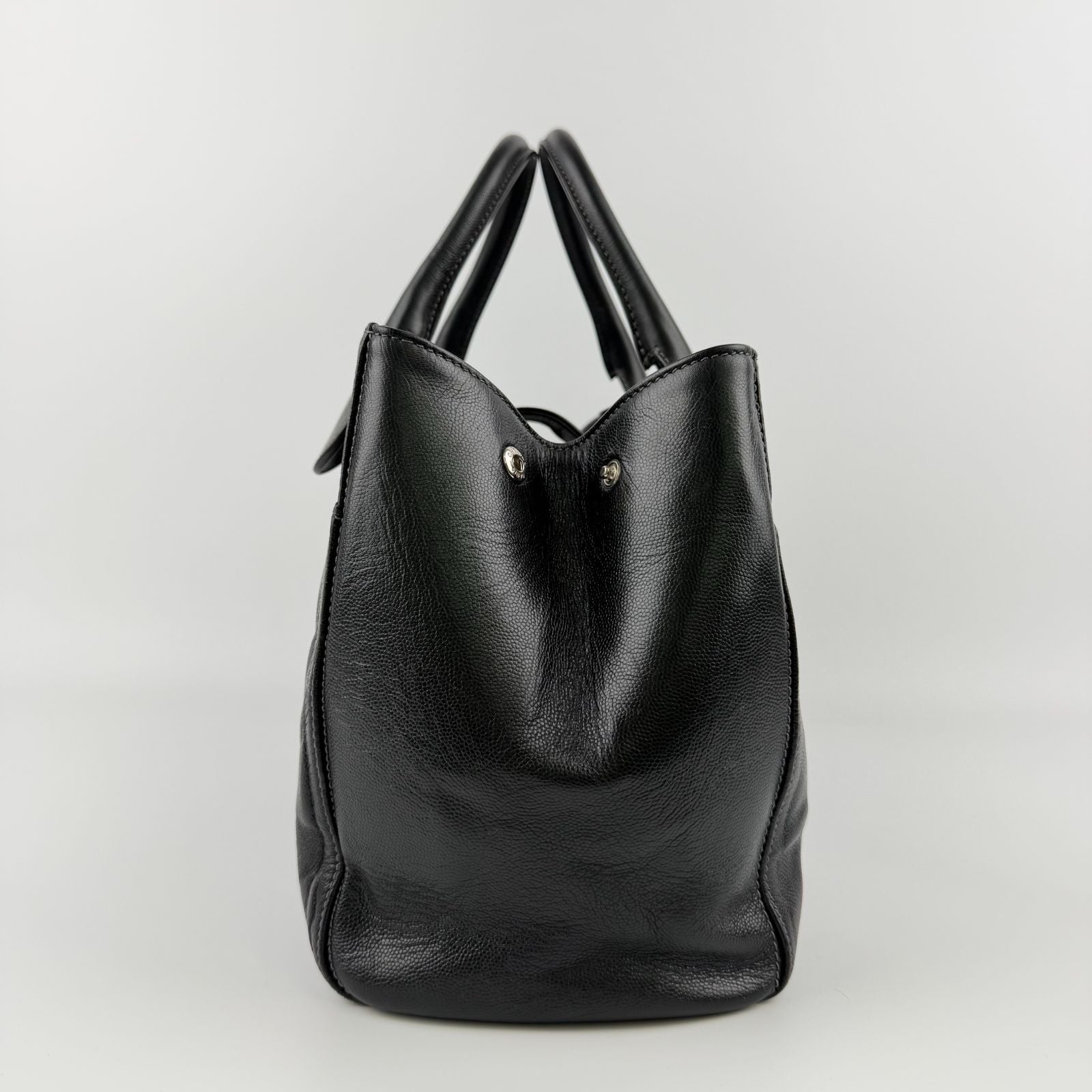 Chanel CC Logo Executive Tote Black Caviar Leather Vintage — view 6