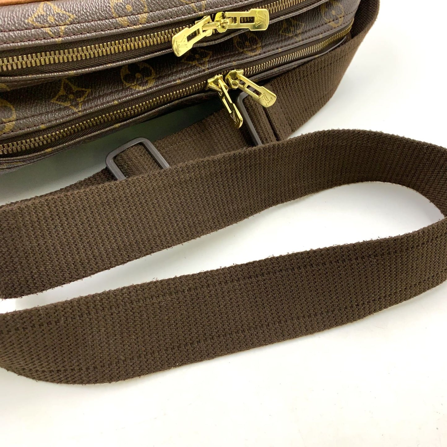 Louis Vuitton Reporter GM Monogram Leather Brown Light Shoulder Bag Gold — view 6