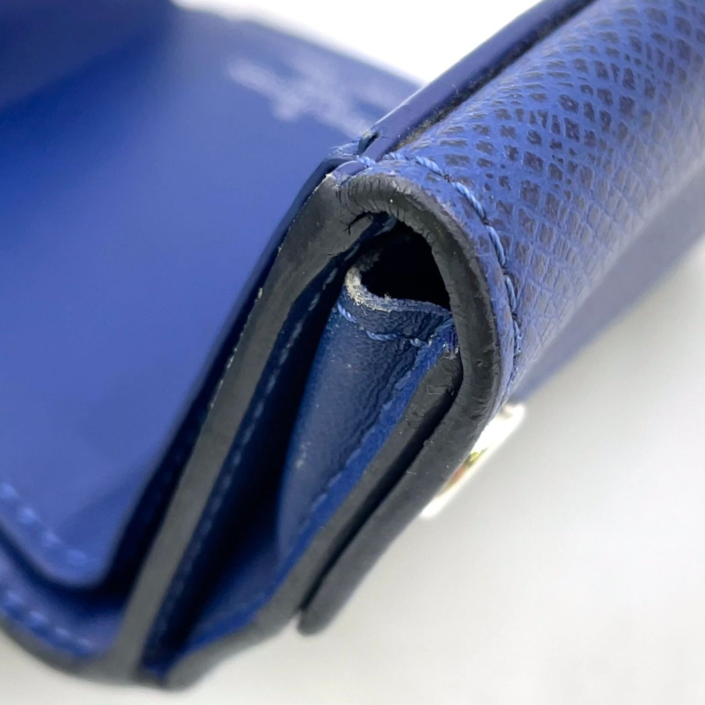 Louis Vuitton Discovery Compact Wallettaigarama Monogram Cobalt Leather Blue — view 9