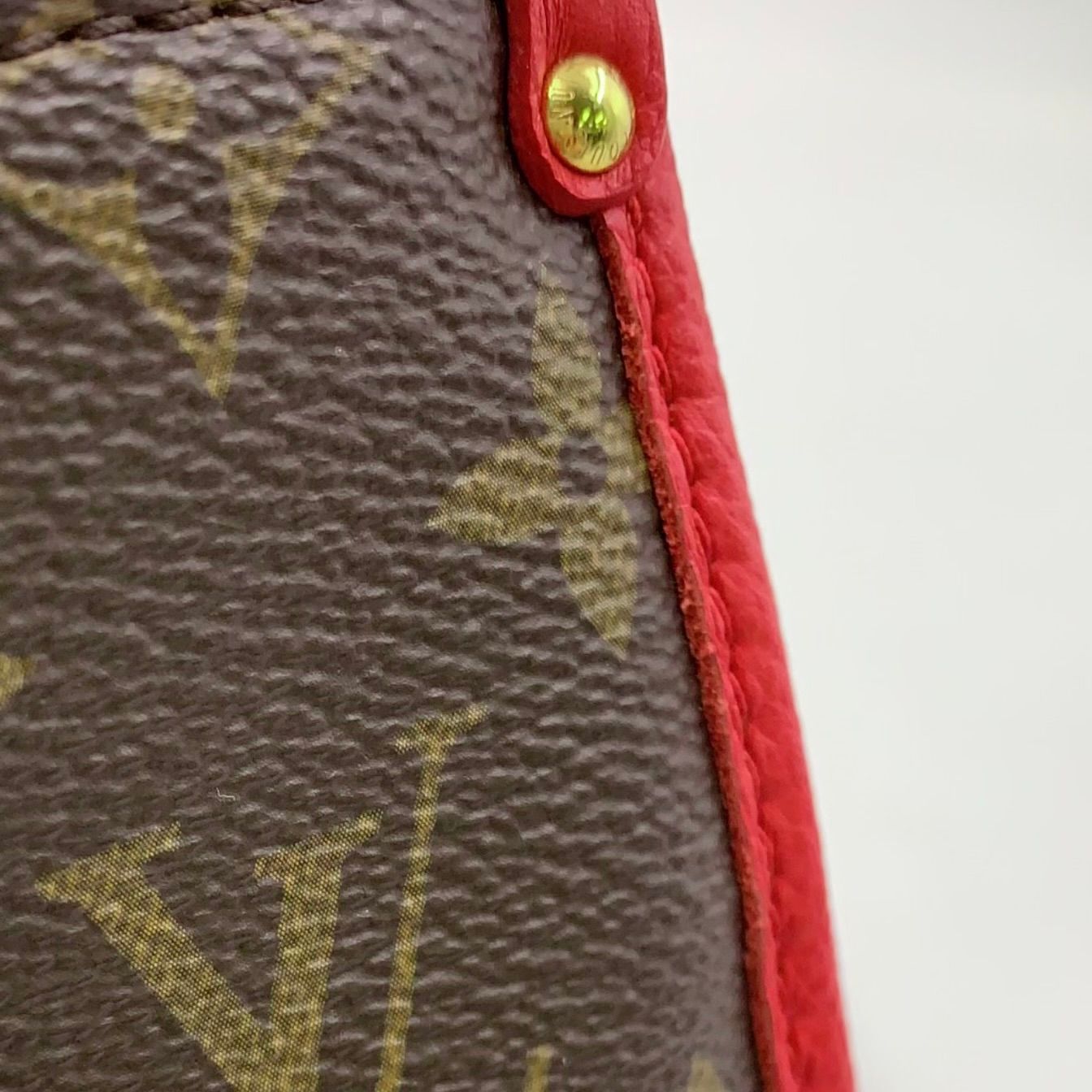 Louis Vuitton Popincourt PM Monogram Rouge Shoulder Bag Leather Brown Red Gold — view 9