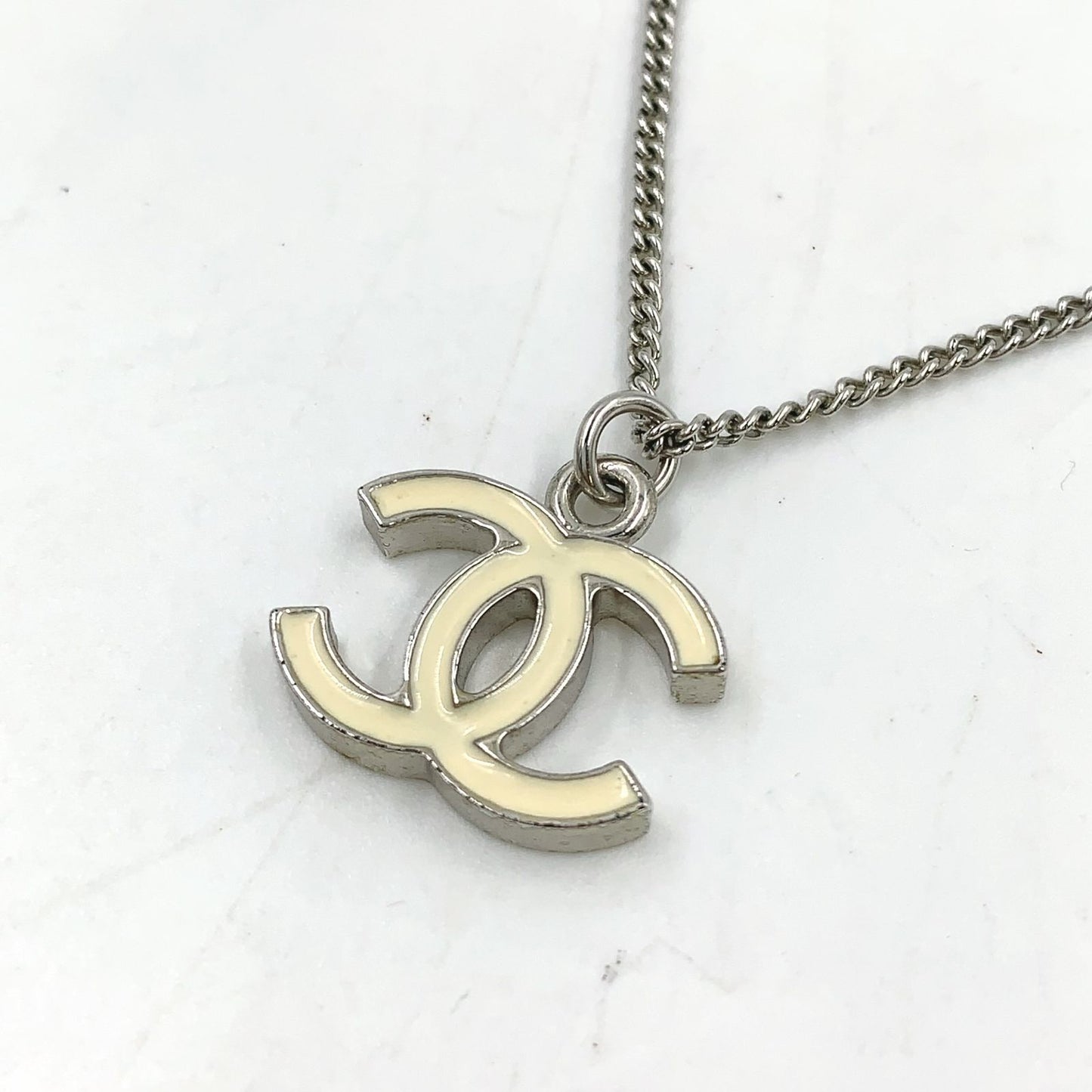 Chanel CC Logo Metal Enamel Off White Silver Necklace — view 2