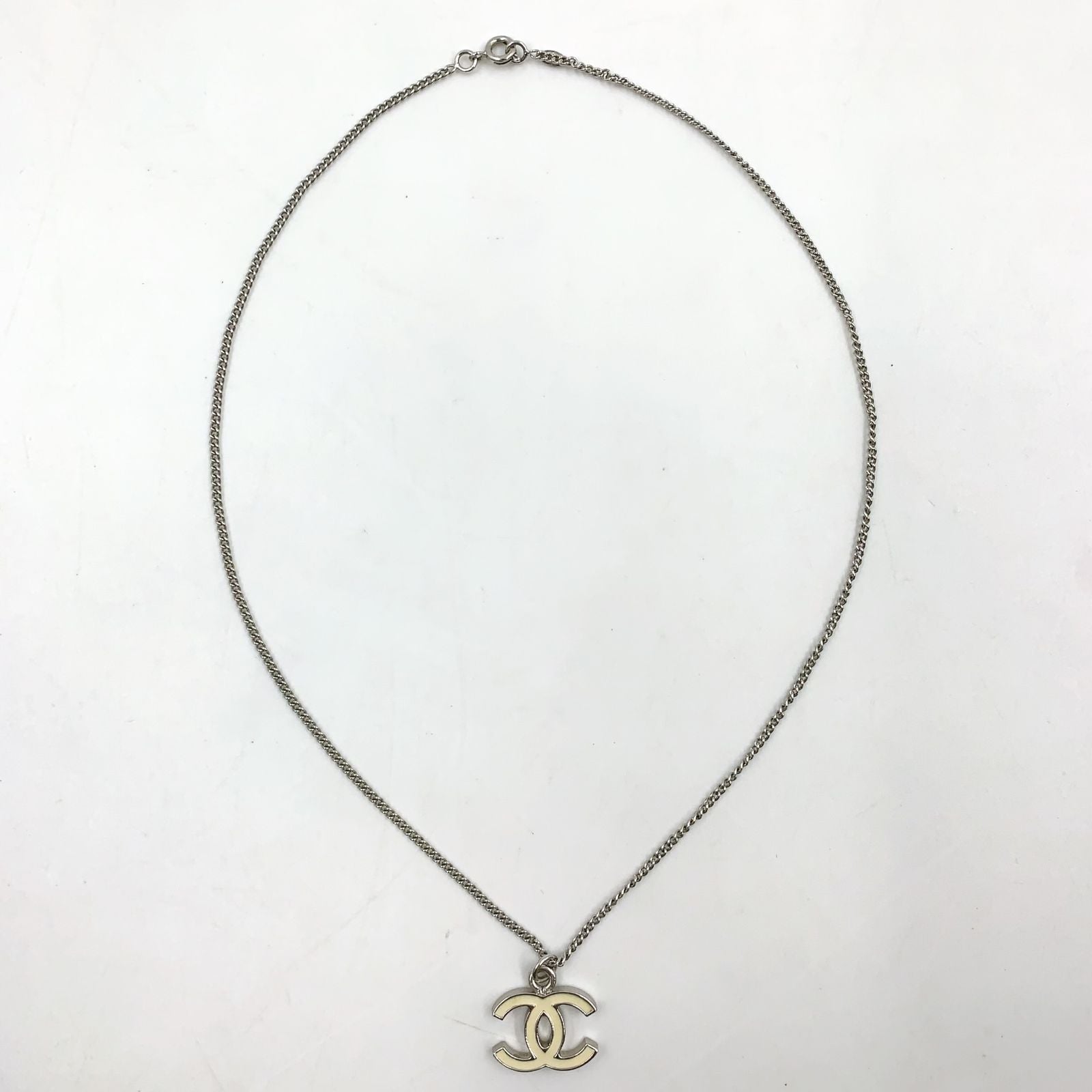 Chanel CC Logo Metal Enamel Off White Silver Necklace — view 3