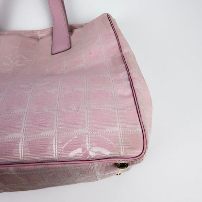 Chanel CC Logo New Travel Tote Pink Nylon Vintage — view 8