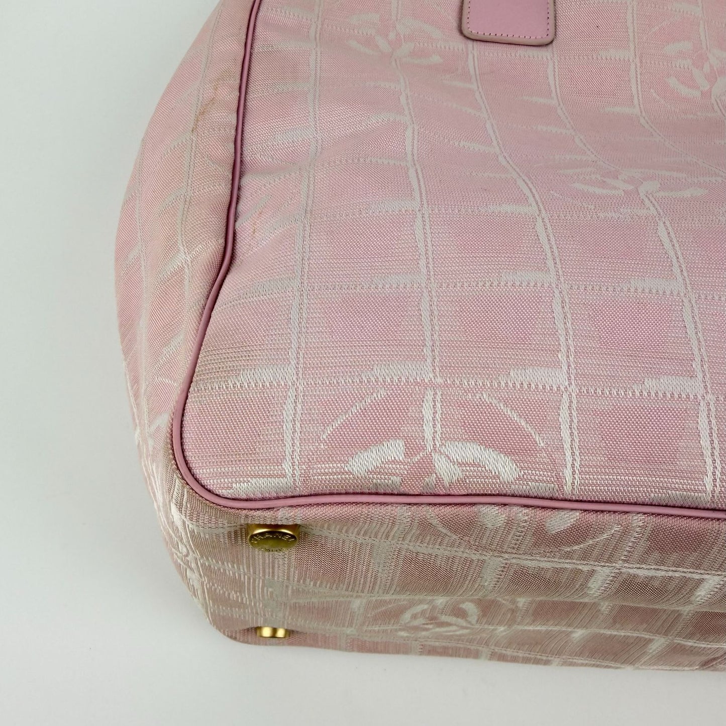 Chanel CC Logo New Travel Tote Pink Nylon Vintage — view 9