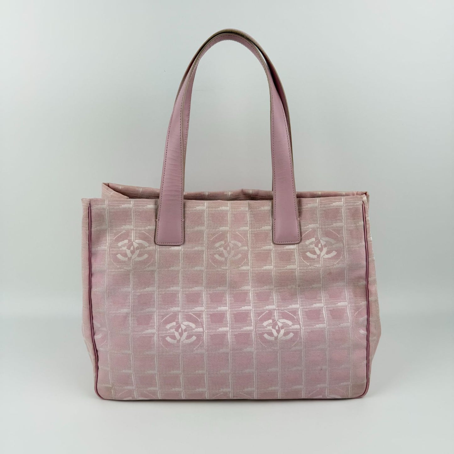 Chanel CC Logo New Travel Tote Pink Nylon Vintage — view 3