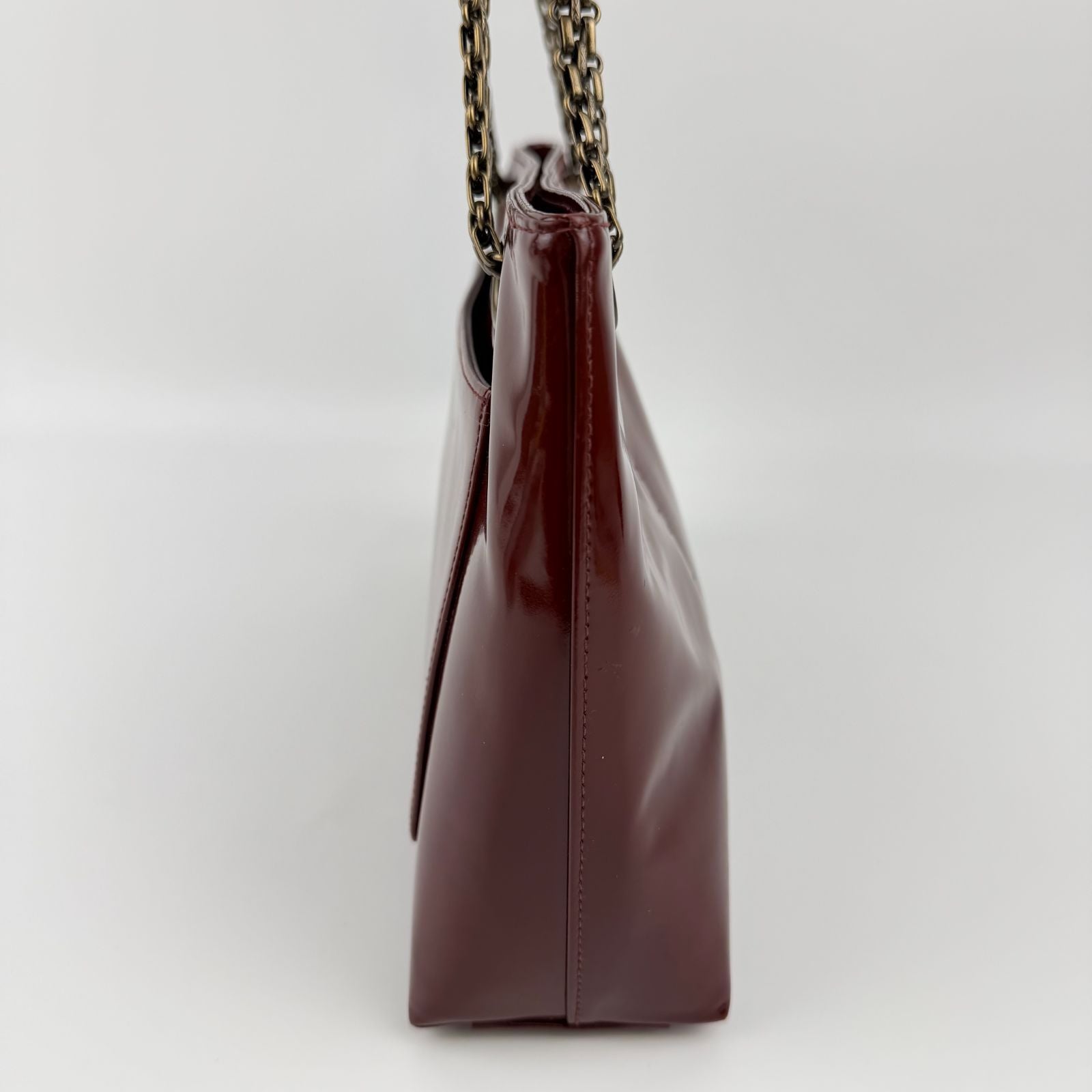 Chanel CC Logo Chain Shoulder Bag Crossbody Red Enamel Vintage — view 7