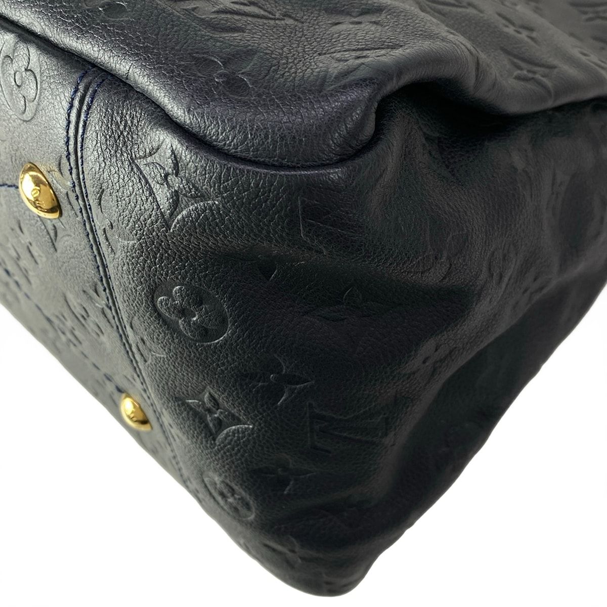 Louis Vuitton Handbag Monogram Empreinte Artsy MM Infini Leather — view 8