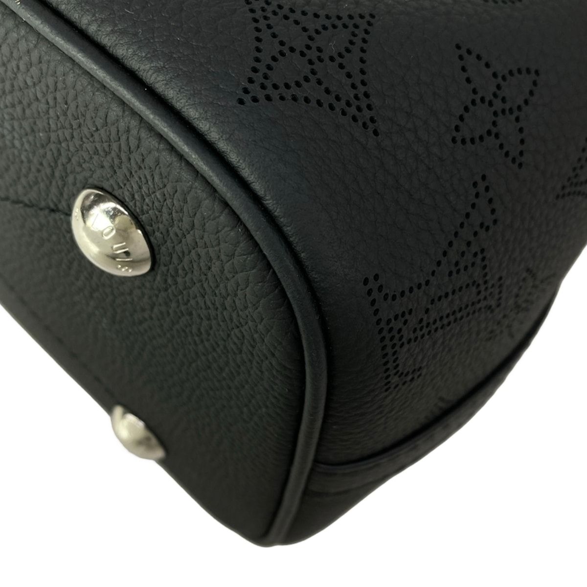Louis Vuitton Tote Mahina Blossom PM Noir Leather Cowhide — view 8