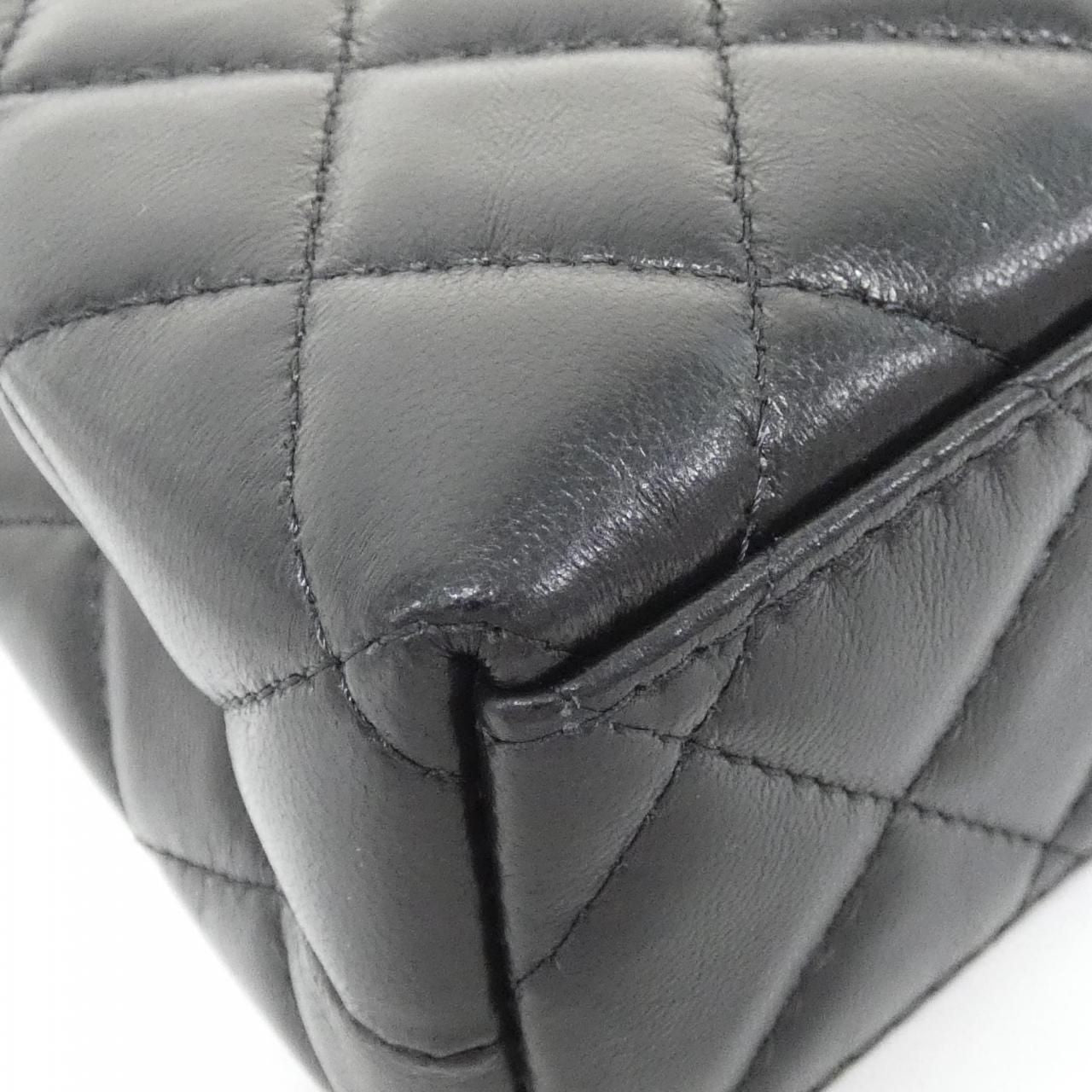 Chanel Bag Handbag Black — view 3