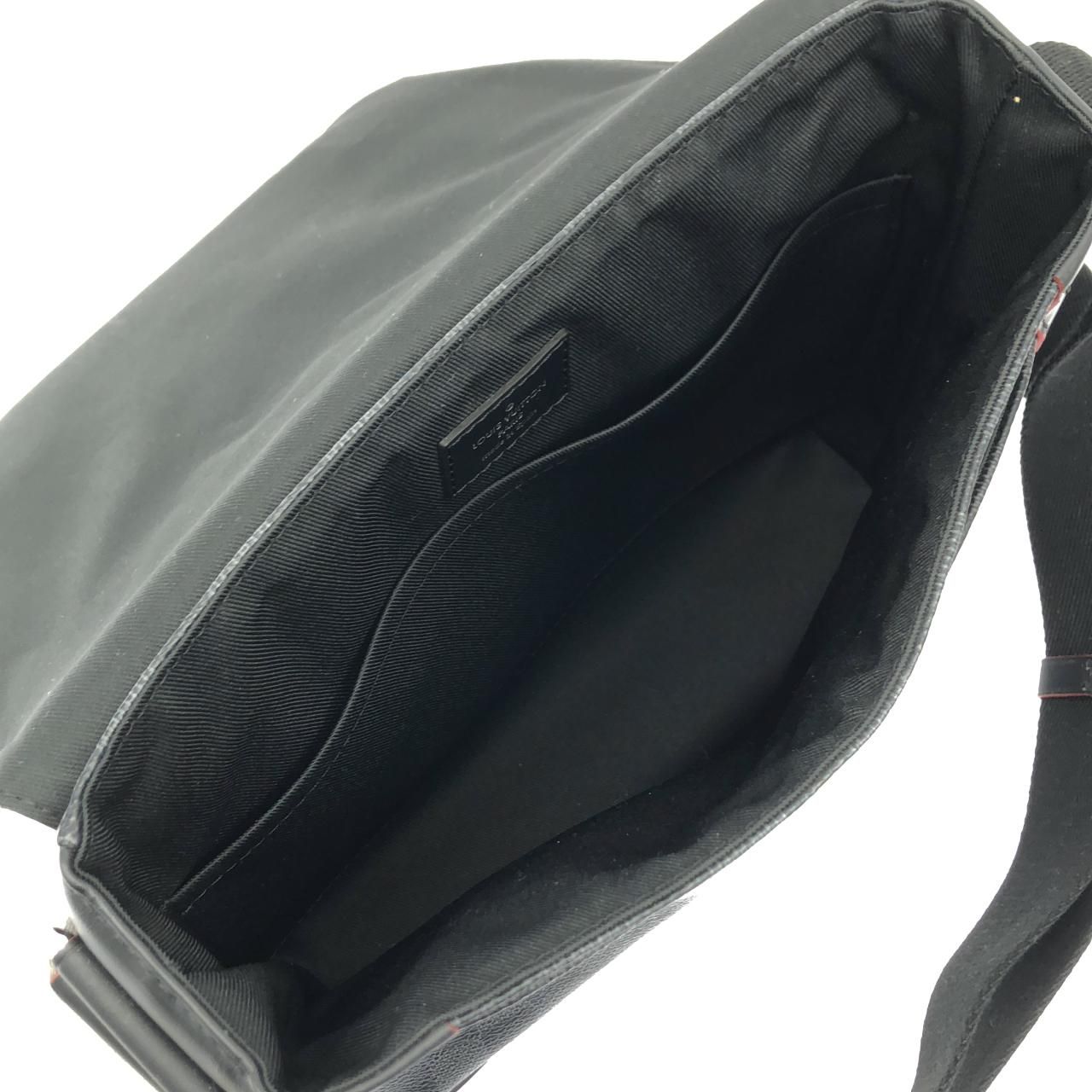 Louis Vuitton Damier Graphite Alps District Shoulder Bag — view 7