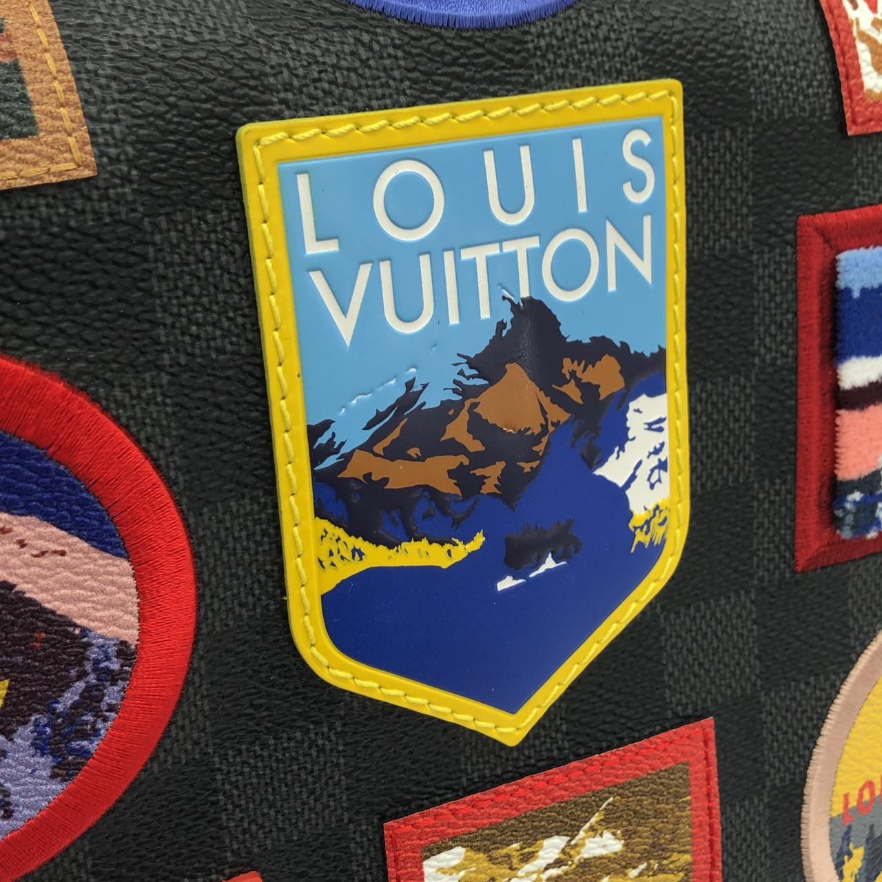 Louis Vuitton Damier Graphite Alps District Shoulder Bag — view 4