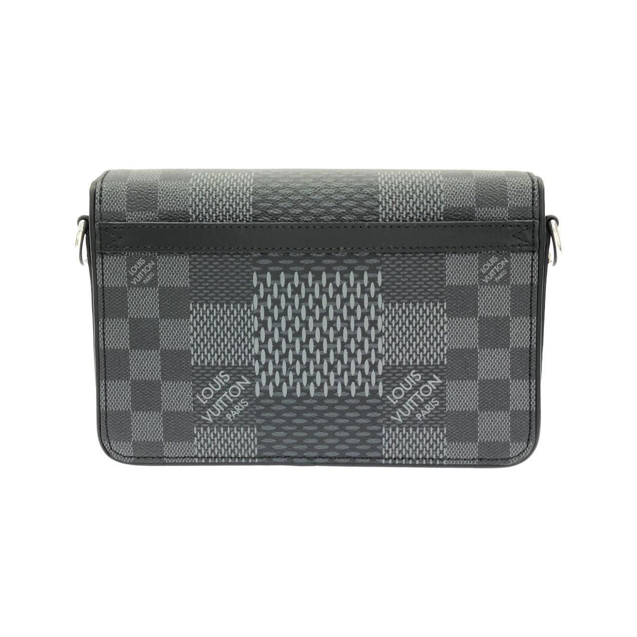 Louis Vuitton Damier Graphite Studio Messenger Shoulder Bag — view 2