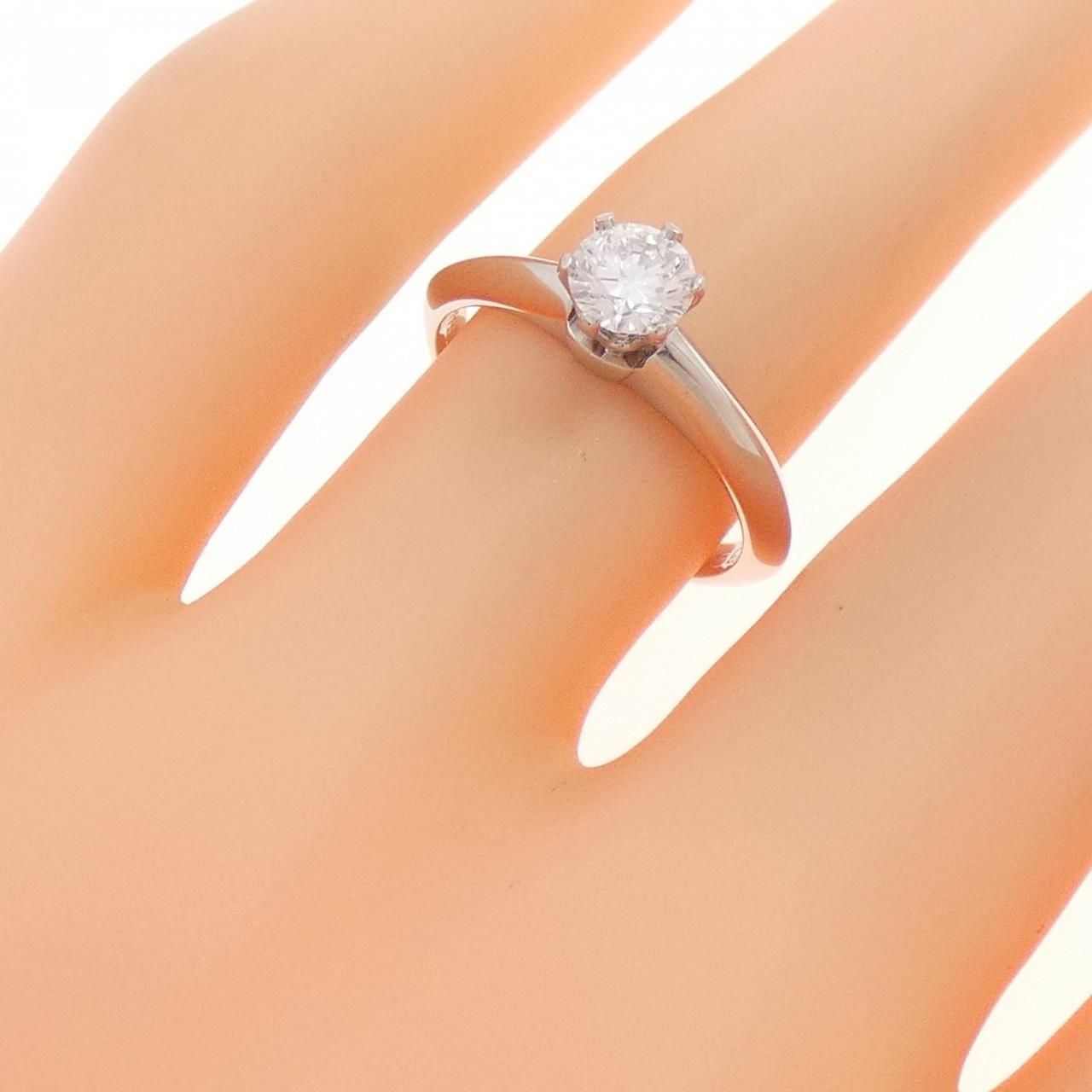 Tiffany & Co Classic Solitaire Ring — view 5